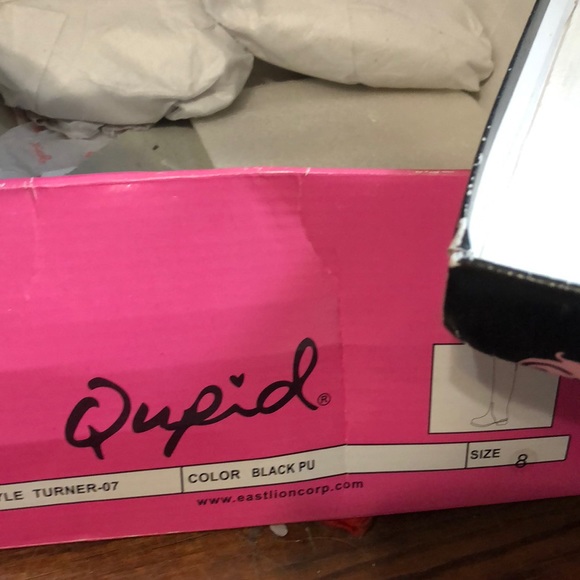 Black faux leather zip up back riding boot - Picture 4 of 4